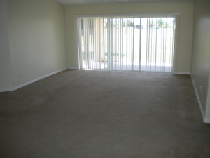 1910 NW 18th Ter LR