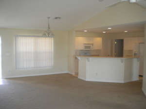 1910 Nw 18th Ter Dr-Kit